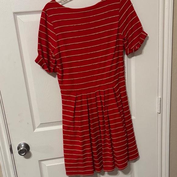 Bordeaux Red Striped Dress - Picture 6 of 6